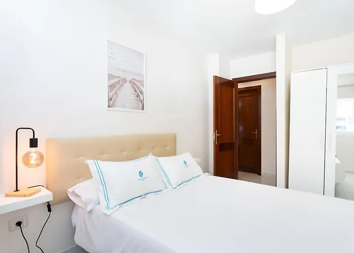 Apartment, & Bright Апартаменты *