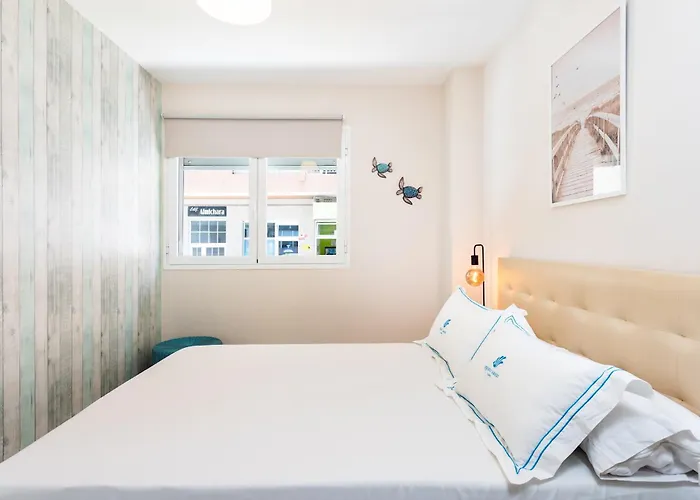 Apartment, & Bright Апартаменты *